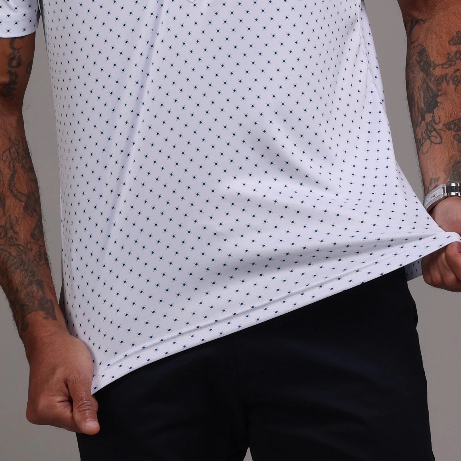 Semi-Spread Collar Polo White Pebble Beach 5 Diamond - Image 4