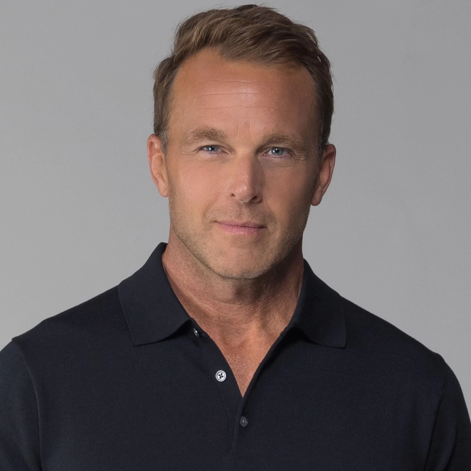 The Maranello Cotton & Silk Three Button Polo Black - Tailored Fit - Image 2