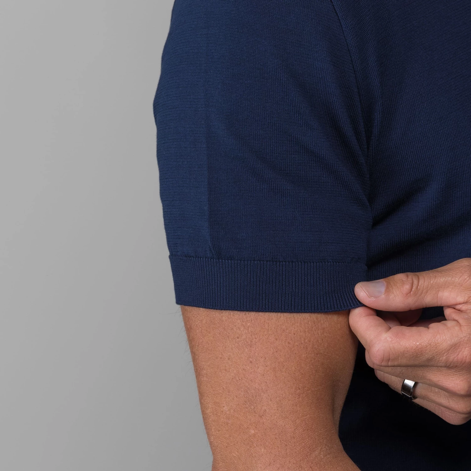 The Maranello Cotton & Silk Three Button Polo Navy - Tailored Fit - Image 5