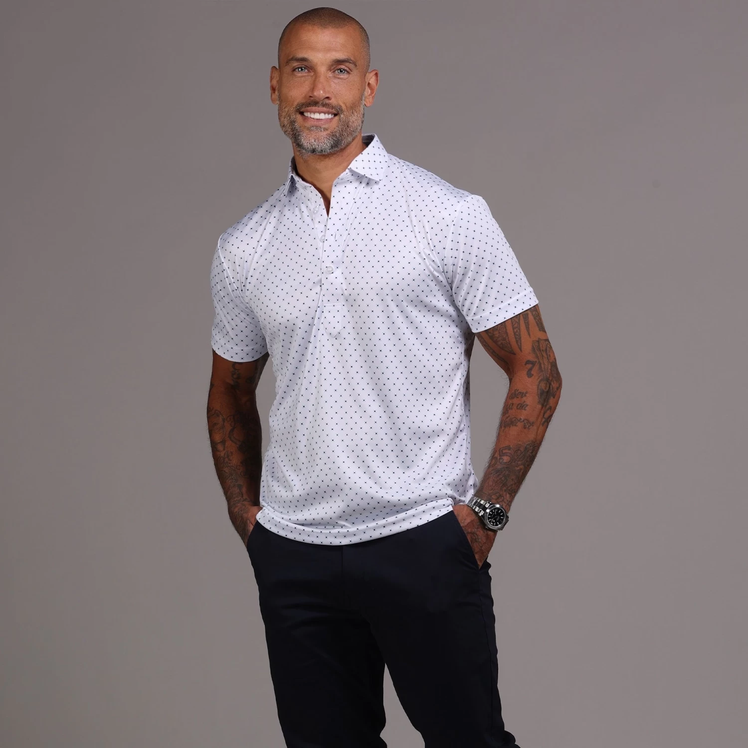 Semi-Spread Collar Polo White Pebble Beach 5 Diamond - Image 3